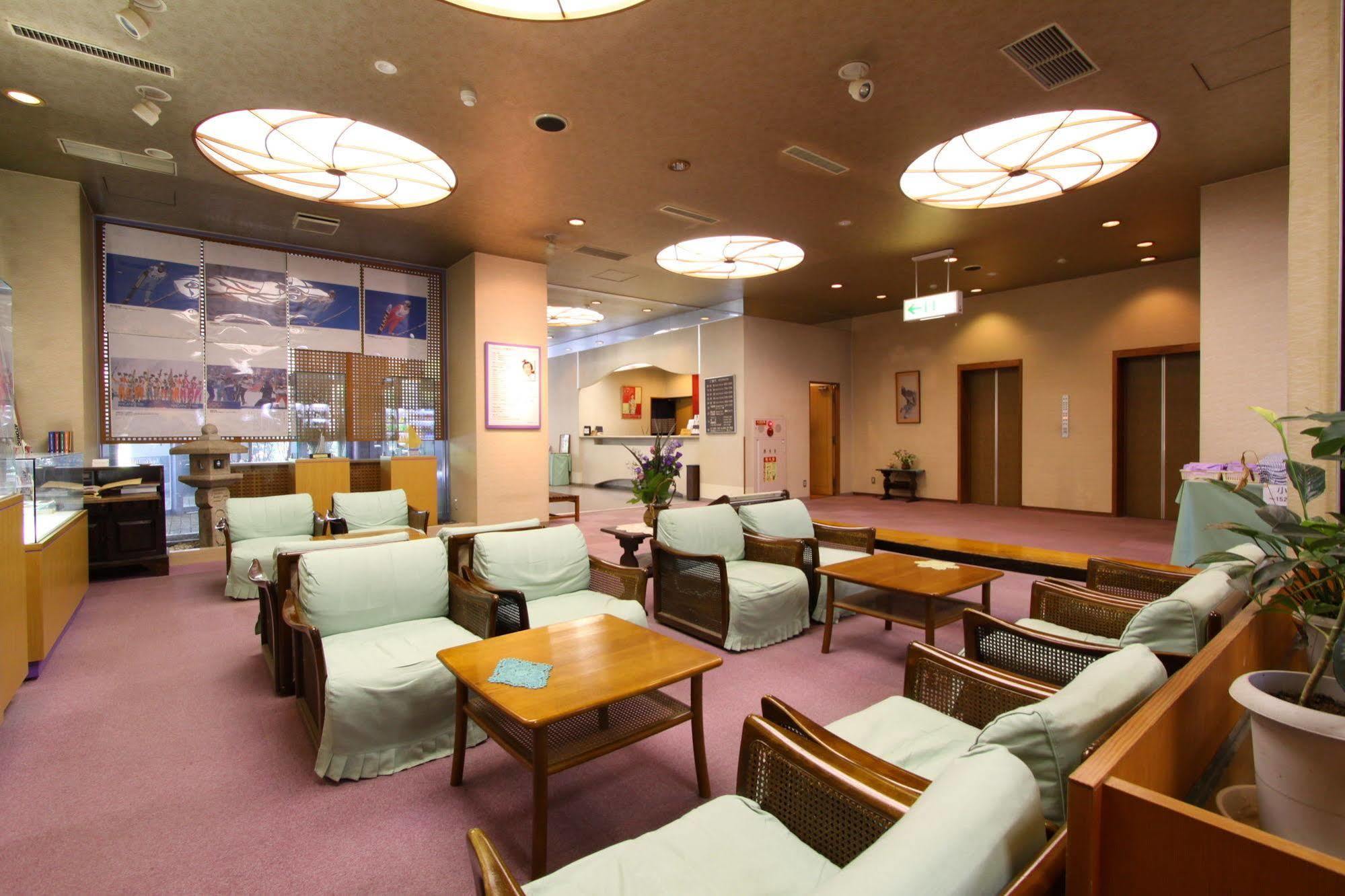 Hotel Yorozuya Annex Yurakuan à Yamanouchi  Extérieur photo